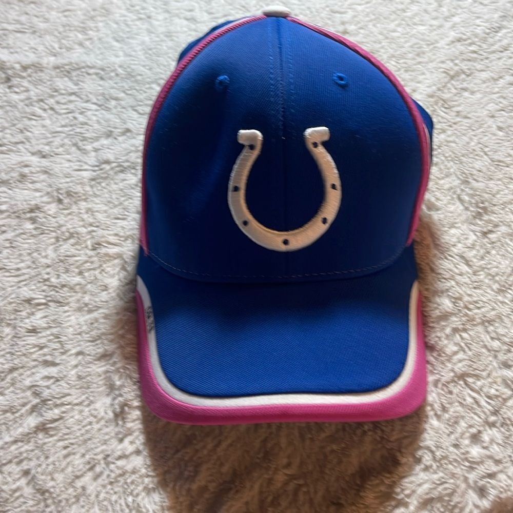 Indianapolis Colts breast cancer awareness fitted hat  small medium Reebok